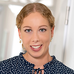 Carolin  Reiter