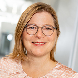 Angela Lindfeld