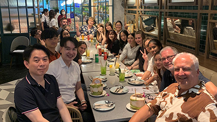 Summer School gemeinsames Essen