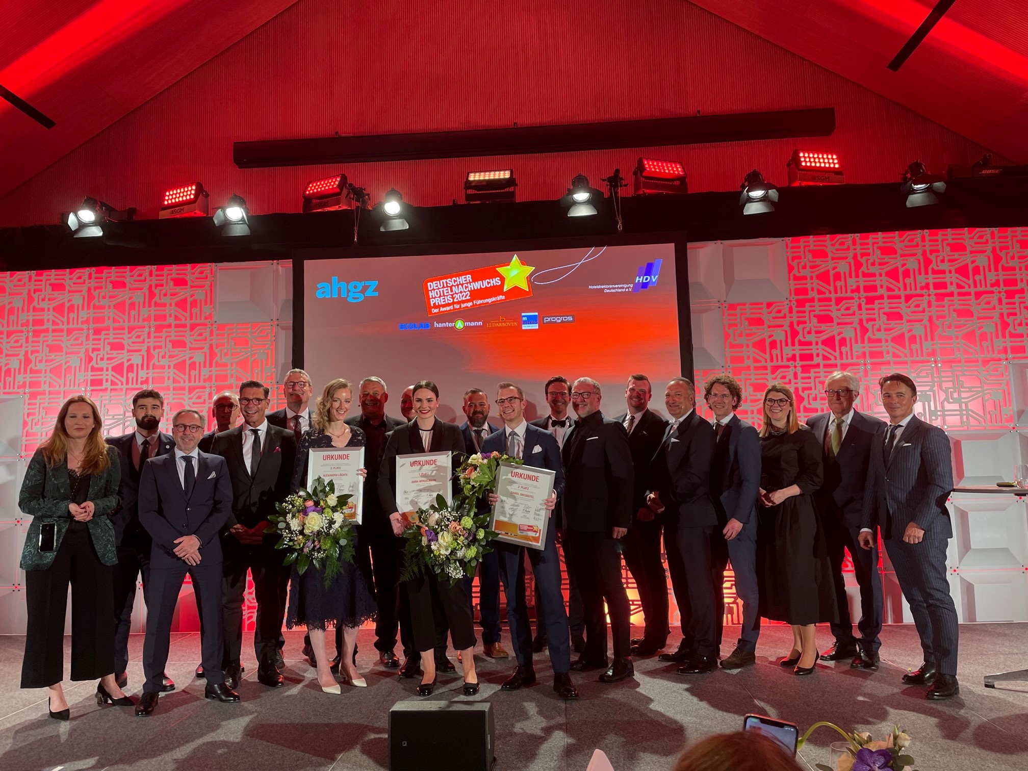 Anna Wenzelmann gewinnt Deutschen Hotelnachwuchs-Preis 2022