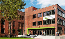 Komm zum "Tag der offenen Tür" an der IST-Hochschule für Management!