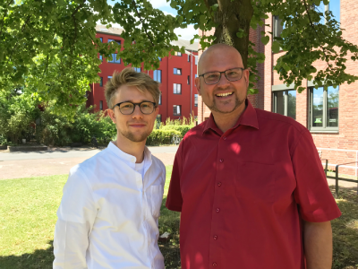 Alumnisprecher Julian Blocksiepen und Daniel R. Schmidt