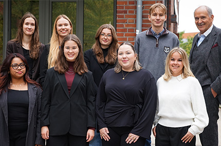 IST-Studierende mit Prof. Dr. Adrian von Dörnberg