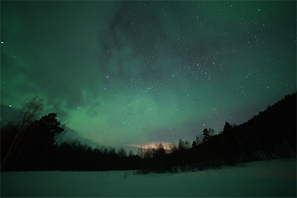 Norwegen bei Nacht mit Polarlichter