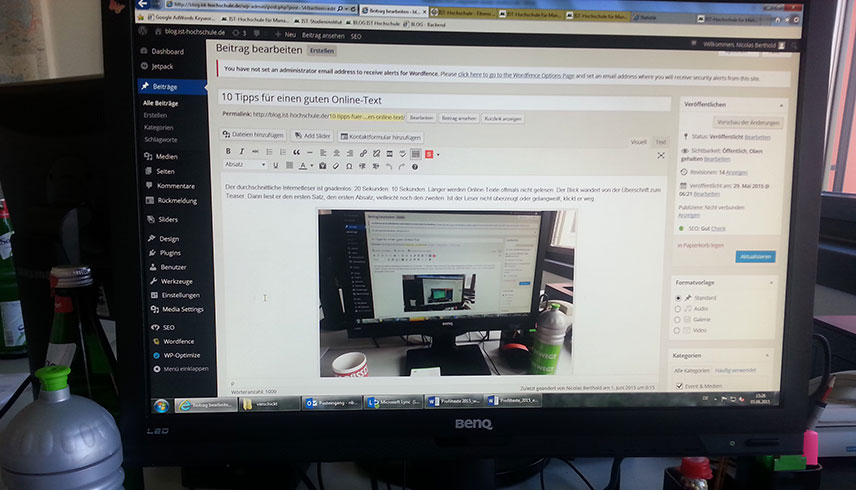 Bildschirm mit Texteditor