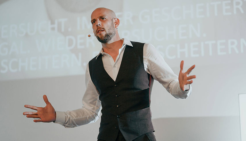 Markus Czerners beim Vortrag