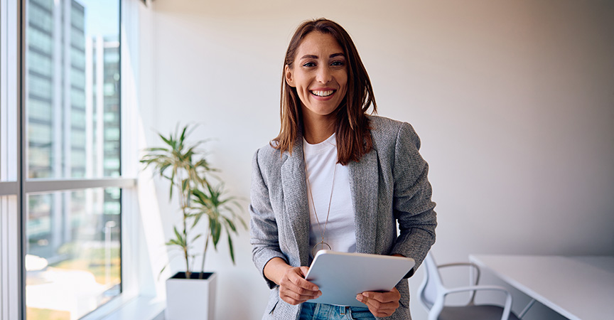 Frau nach MBA-Abschluss