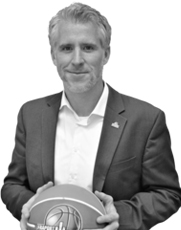 Jonas Thiele Profilbild Webseite duales Studium